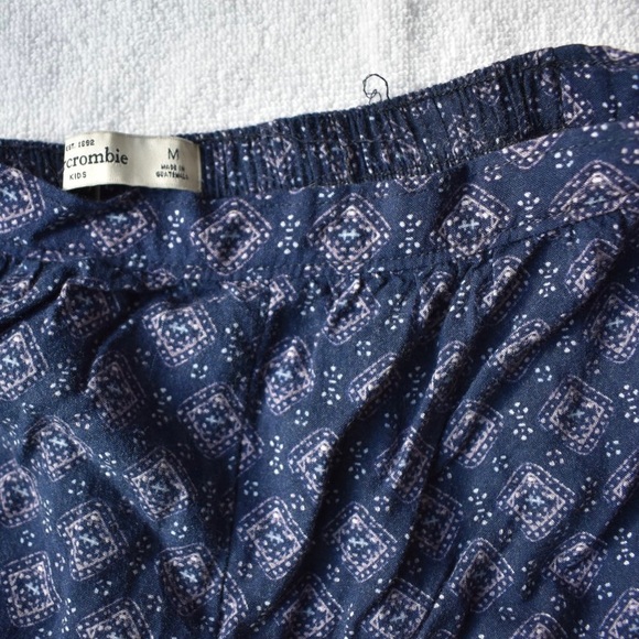 Abercrombie kids flowy shorts - Picture 3 of 5